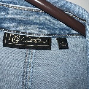 Women’s Light Blue Denim Jacket